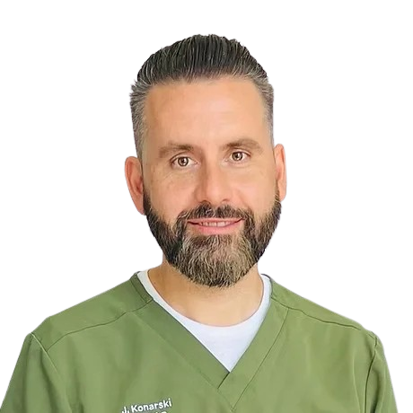 dr jakub konarski dentist in midtown toronto