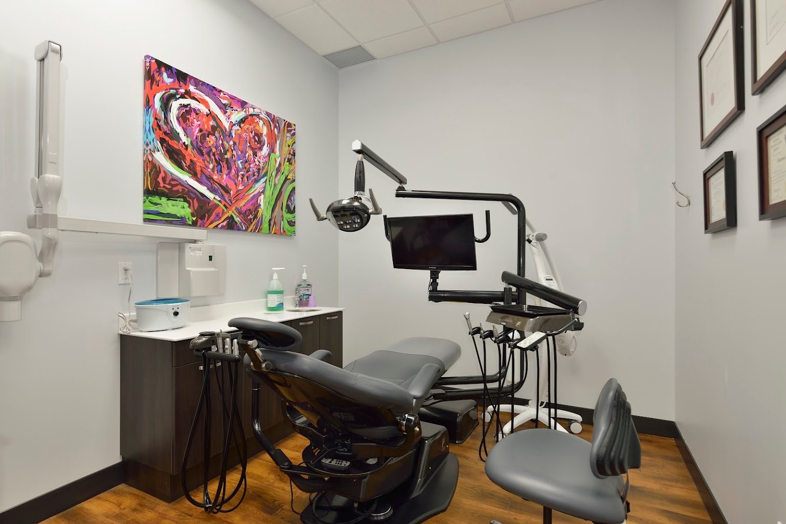 dental clinic near you in toronto